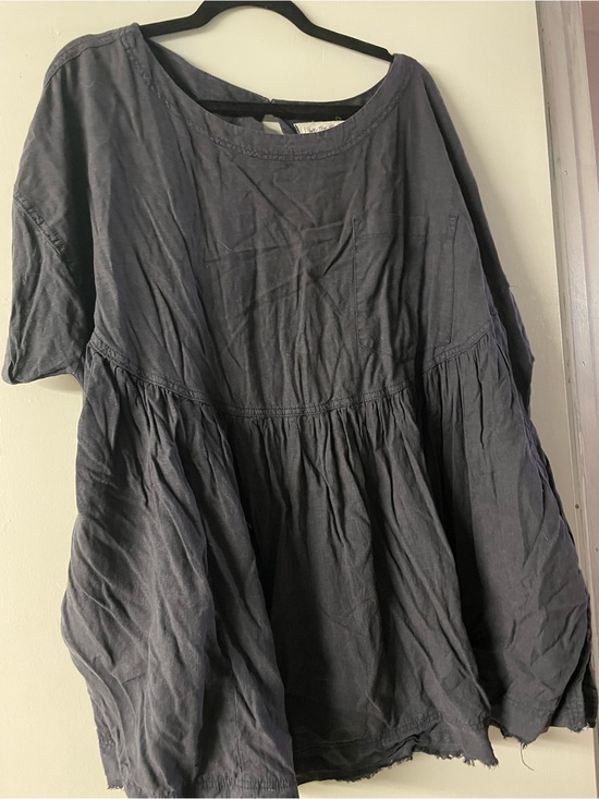 We The Free Tops - Women’s we the free Relaxed Peplum Top - Dark navy or grey?